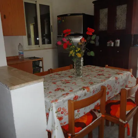 Casa Campagna Ampia Con Veranda E Barbecue Mare 아파트 갈라토네